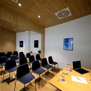 hellosky-air-rooms-lounge.it-romehotels.com/