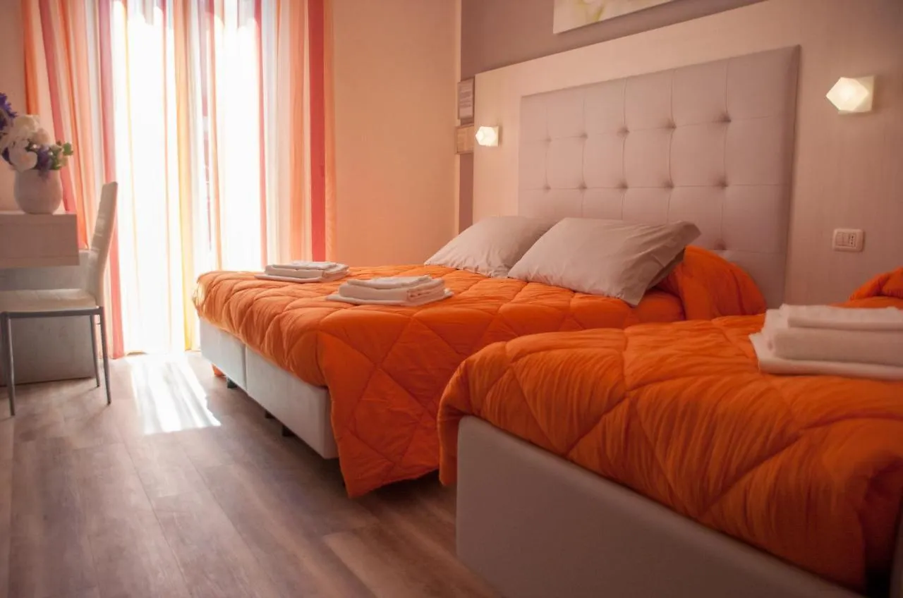 Albergo Villa Miraggio Rimini 2*,  Italia